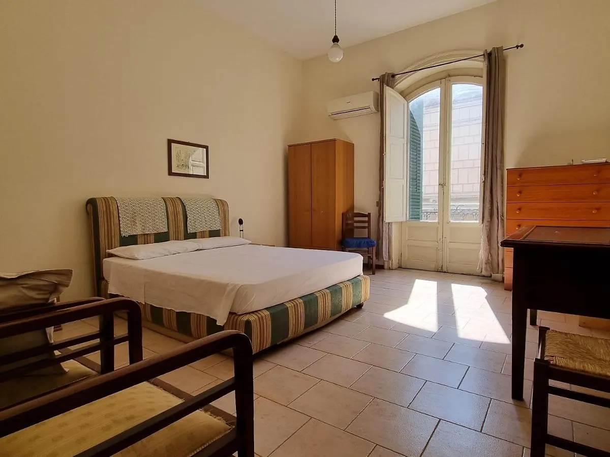 Piazza Politeama Apartment Palermo