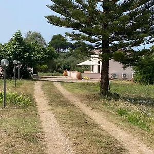 https://miquel-fort-casina-di-campagna.in-sardinia.net